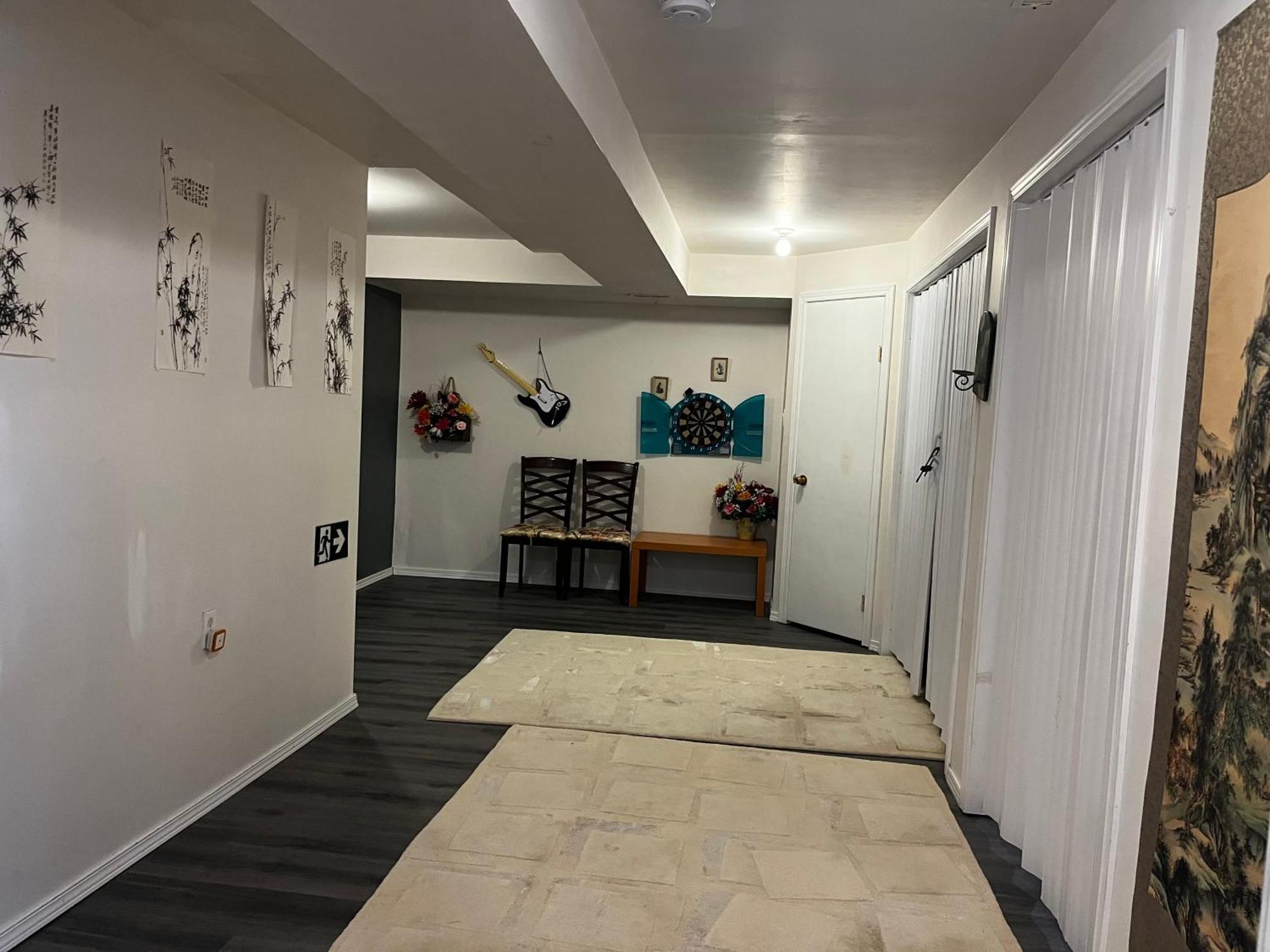 Hidden Valley New Basement Suite With Private Bathroom! Calgary Extérieur photo