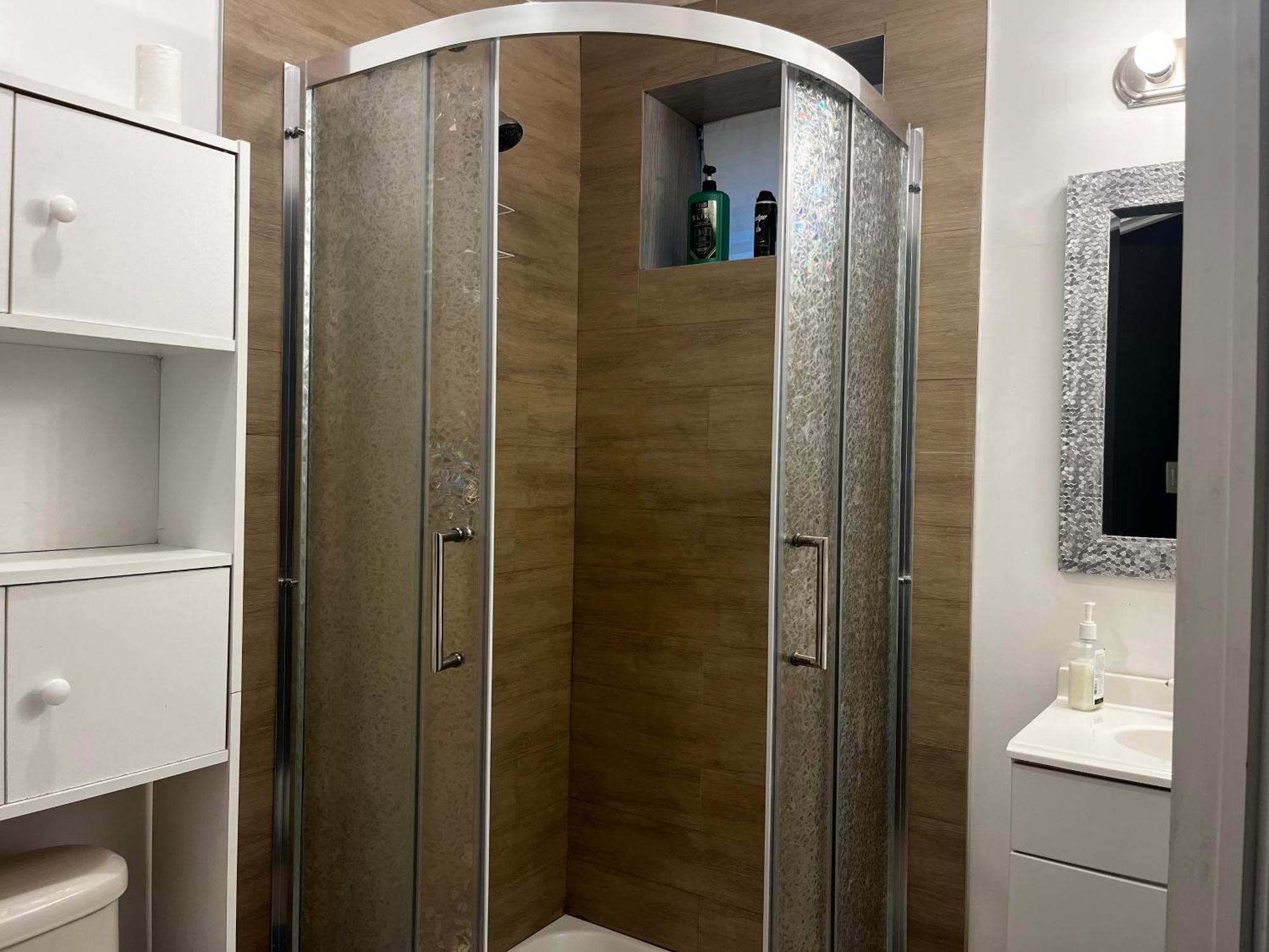 Hidden Valley New Basement Suite With Private Bathroom! Calgary Extérieur photo